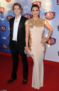 Nic VAN DAMME: On art and culture. On whether he’d considered to be an